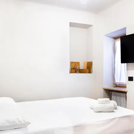 Domus - Centro Storico * 라모라