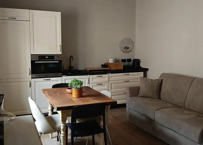 Domus - Centro Storico Apartmán La Morra